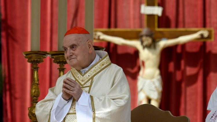 Na Missa de Páscoa, card. Comastri agradece ao Papa: obrigado por despertar a nossa fé! 1