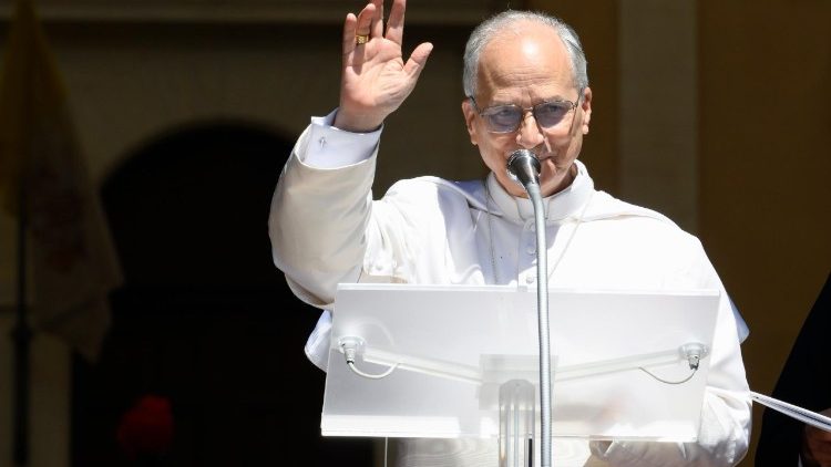 Leão XIV de volta ao Vaticano: "Continuemos a promover a paz" 1