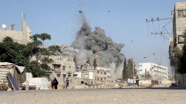 Cardeal Parolin: situação insustentável em Gaza, destruindo e matando de fome as pessoas 4