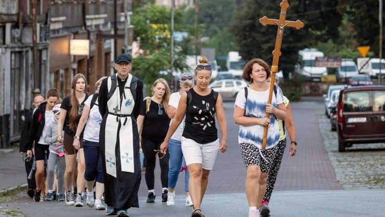 Polônia, Piekary: grande peregrinação das mulheres “missionárias e guias” 2
