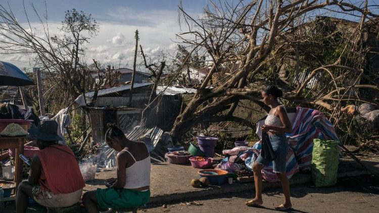Proximidade do Papa às pessoas atingidas por ciclones em Madagascar 1