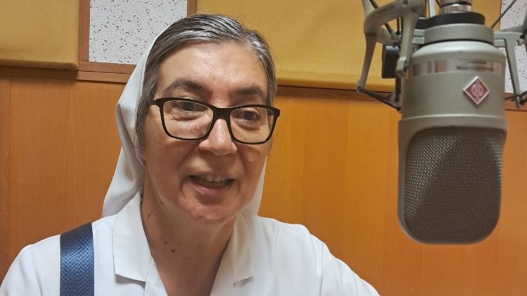 Missionárias Franciscanas das Vitórias - Da Madeira ao mundo 1
